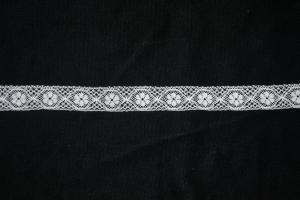 French Lace Insertion - 15mm White (L-718W)
